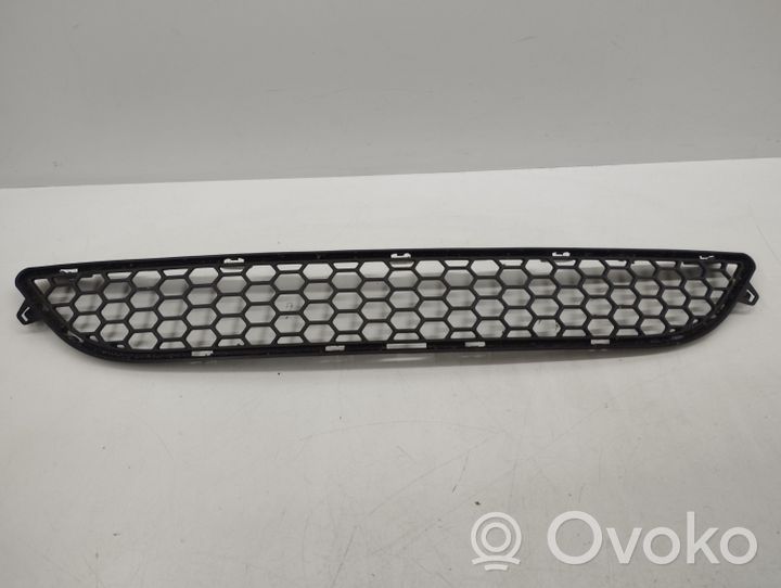 Volvo S60 Front bumper lower grill 30795022