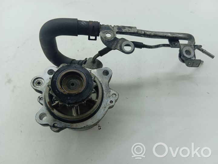 Mazda CX-7 Pompe à vide R2AA18G00