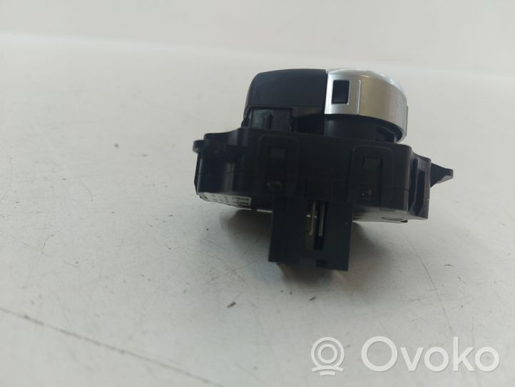 BMW 5 F10 F11 Interruttore a pulsante start e stop motore 9263437