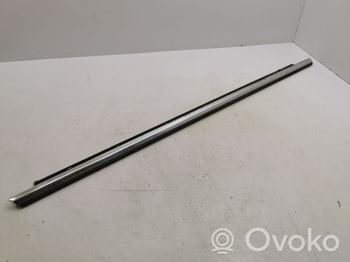 Audi A8 S8 D3 4E Moulures des vitres de la porte arrière 4E4853763A