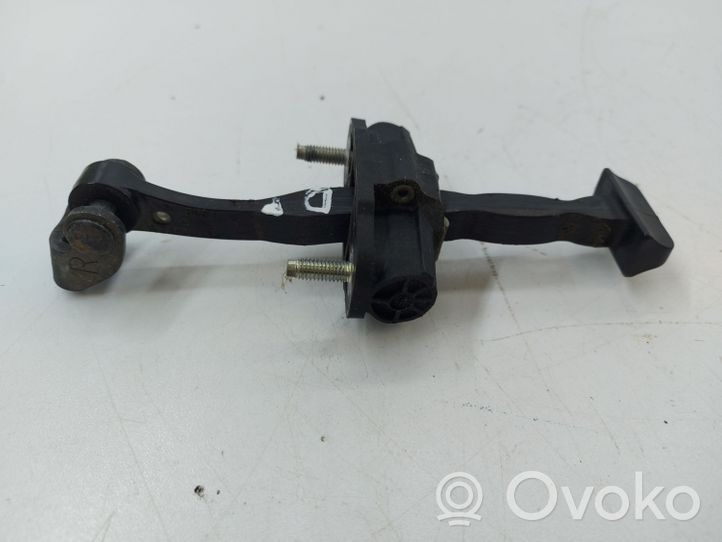 Ford Focus Tope freno de puerta delantera A23500