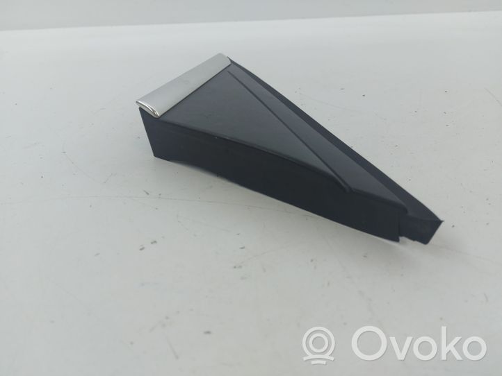 Ford Focus Rivestimento parabrezza BM51A16003