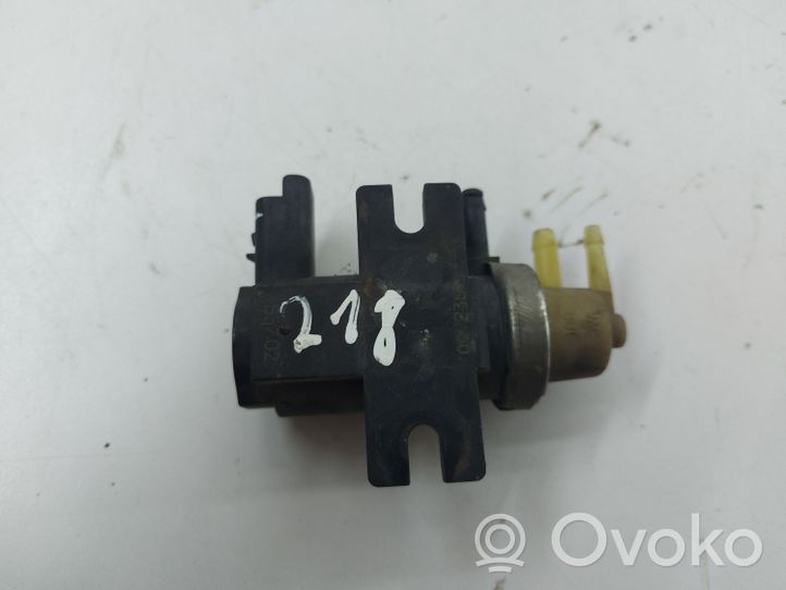 Citroen C5 Vacuum valve 9661960380