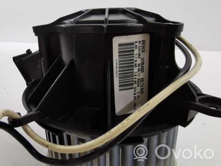 Opel Astra J Heater fan/blower U7254002