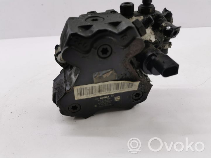 Mercedes-Benz B W245 Polttoaineen ruiskutuksen suurpainepumppu A6400700701