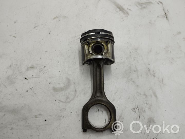 Ford Focus C-MAX Piston with connecting rod 75L93