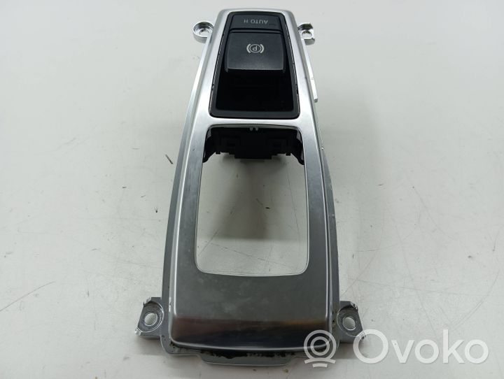 BMW X5 E70 Hand parking brake switch 6975467