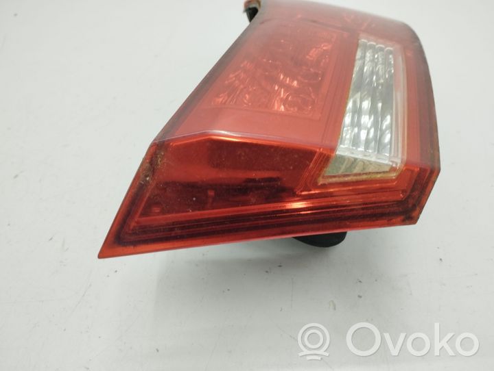 Honda Accord Lampy tylnej klapy bagażnika P8129R