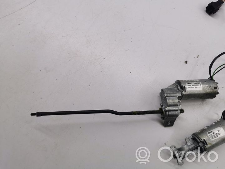 Mercedes-Benz ML W164 Colonne de direction, moteur de réglage hauteur A2515400206