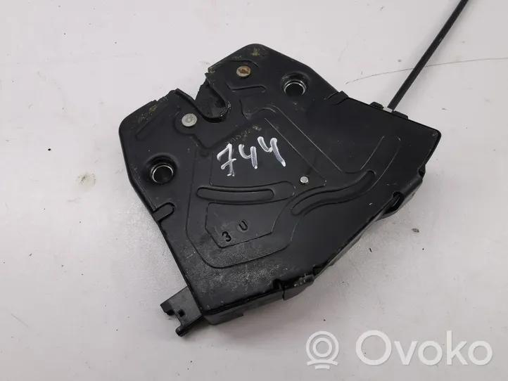 BMW X5 E70 Loading door lock 7183203