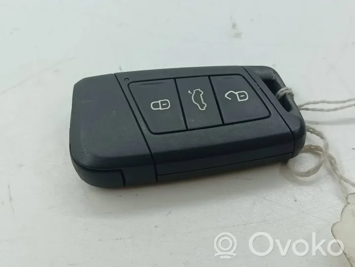 Volkswagen PASSAT B8 Ignition key/card 