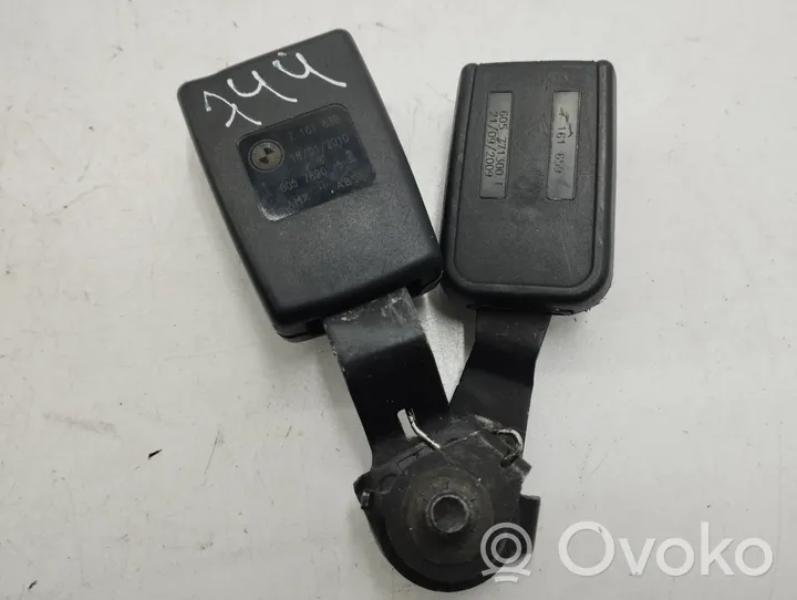 BMW X5 E70 Boucle de ceinture de sécurité arrière 7161639