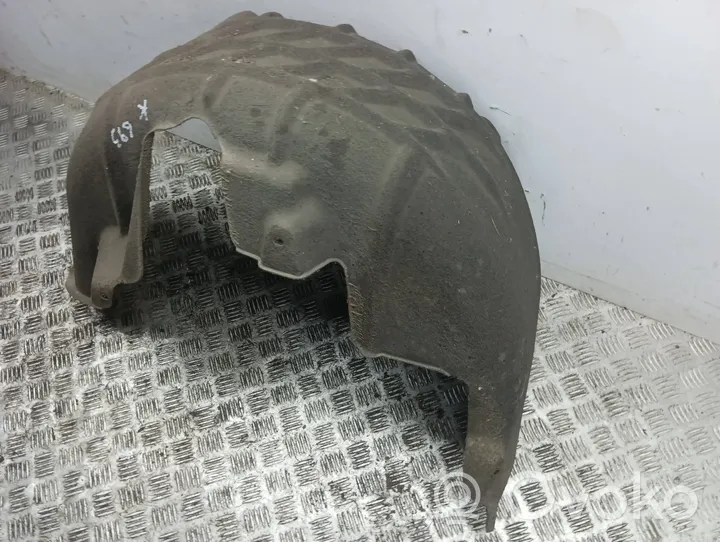 Volkswagen PASSAT B8 Rivestimento paraspruzzi parafango posteriore 