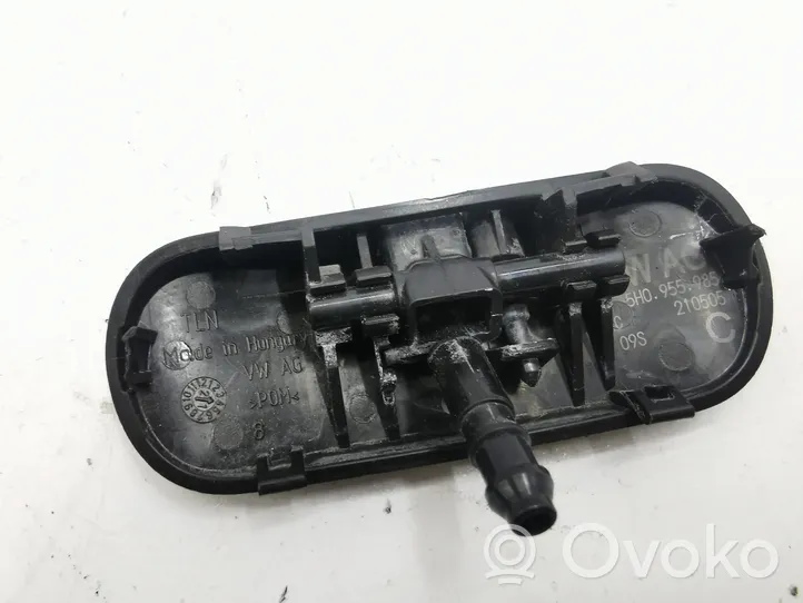 Volkswagen Tiguan Dysza spryskiwacza szyby przedniej / czołowej 5H0955985