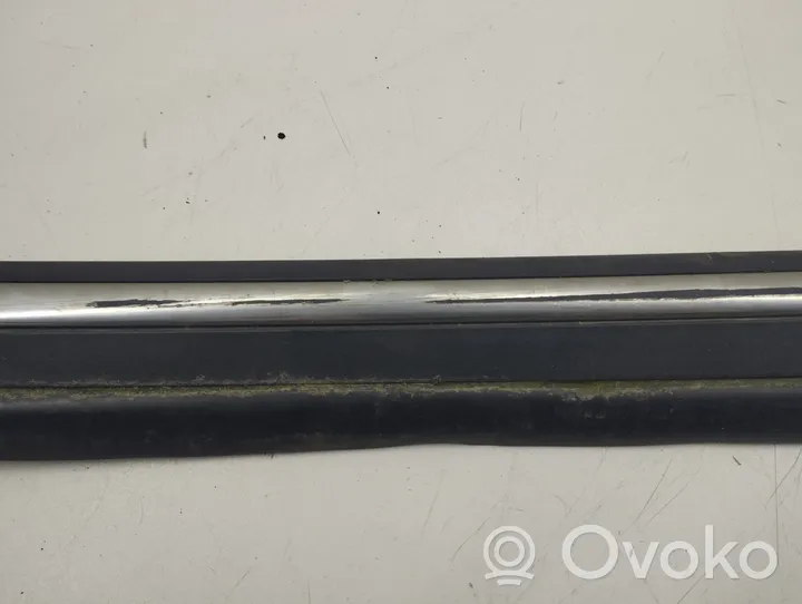 Infiniti FX Rear door trim (molding) 82870CG000