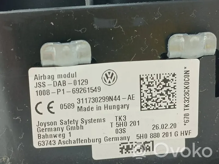 Volkswagen Golf VIII Airbag dello sterzo 5H088201G