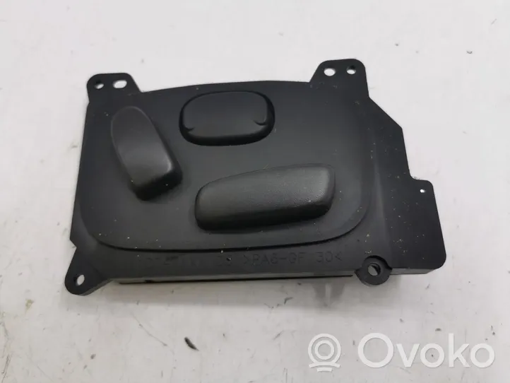 Land Rover Evoque I Sėdynės reguliavimo rankenėlė BJ3214B566UA