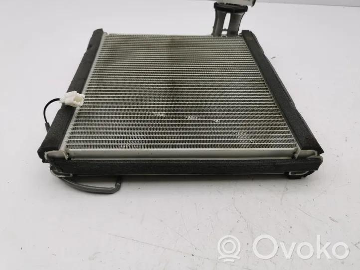 Toyota RAV 4 (XA50) Radiateur condenseur de climatisation J2842