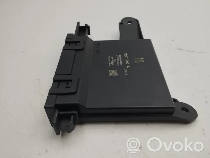 Toyota RAV 4 (XA50) Air conditioner control unit module 8865042811