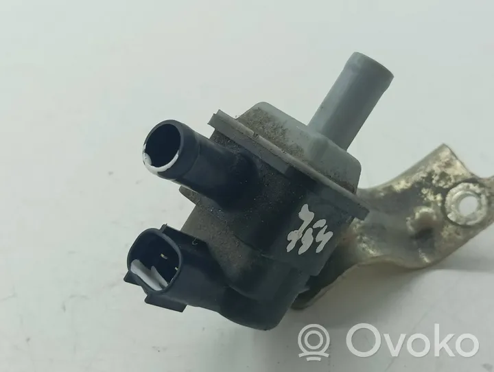 Toyota Corolla E210 E21 Electrovanne Soupape de Sûreté / Dépression 9091012279