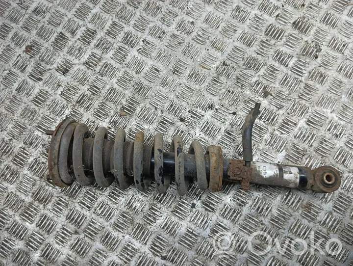 KIA Sorento Amortiguador delantero con muelle espiral 313524