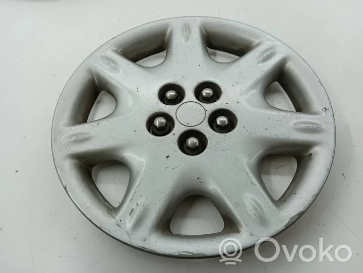 Chrysler PT Cruiser R15 wheel hub/cap/trim 04656424A