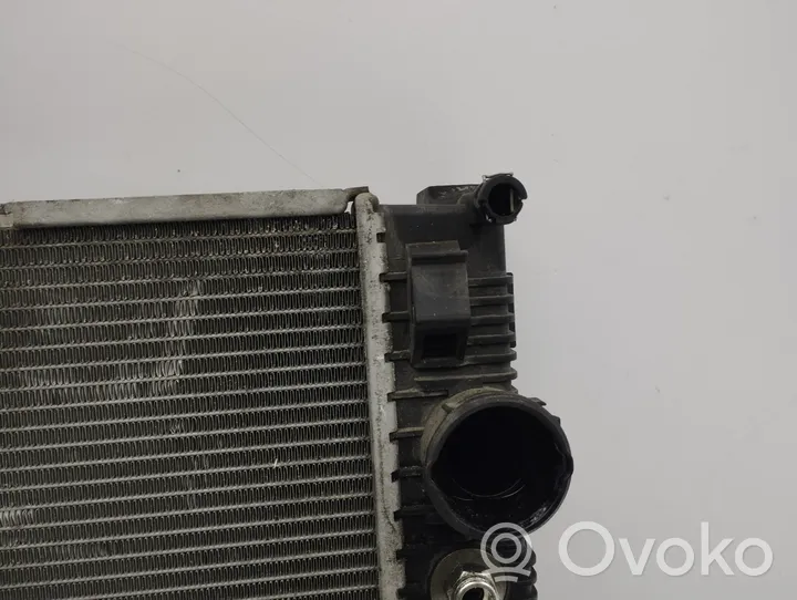 Mercedes-Benz CLS C218 X218 Radiateur de refroidissement A2045003603