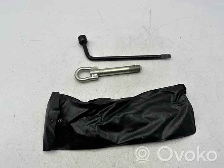 Toyota Yaris Kit d’outils 