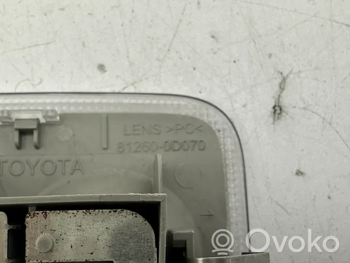 Toyota Yaris Światło fotela przedniego 812600D070