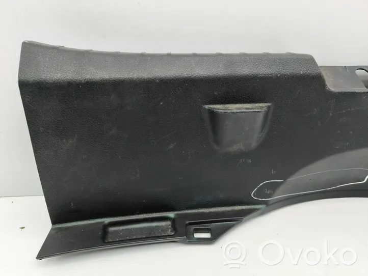 Toyota Yaris Rivestimento di protezione sottoporta del bagagliaio/baule 583870D090