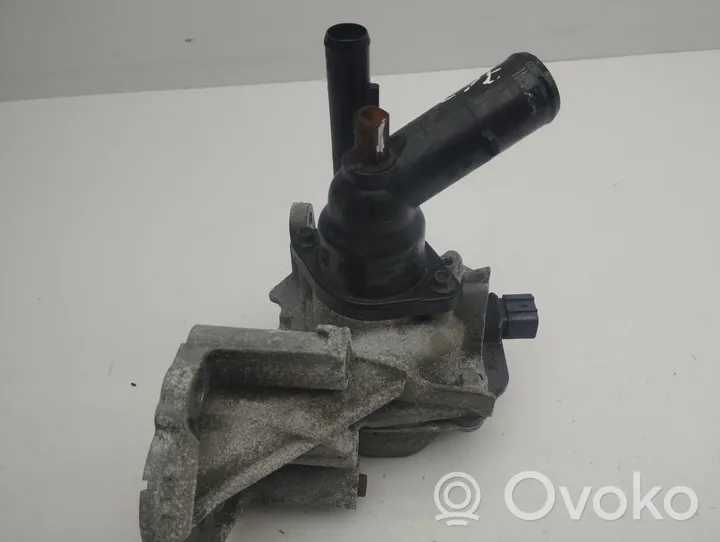 Toyota RAV 4 (XA50) Pompe de circulation d'eau 0810105880101