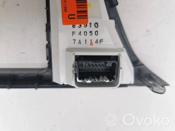 Toyota C-HR Cadre, panneau d'unité radio / GPS 55405F4060