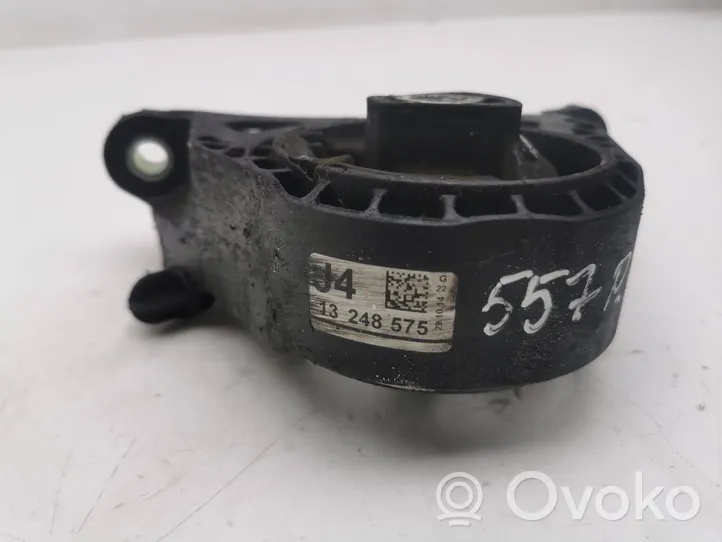 Opel Zafira C Engine mount bracket 13248575