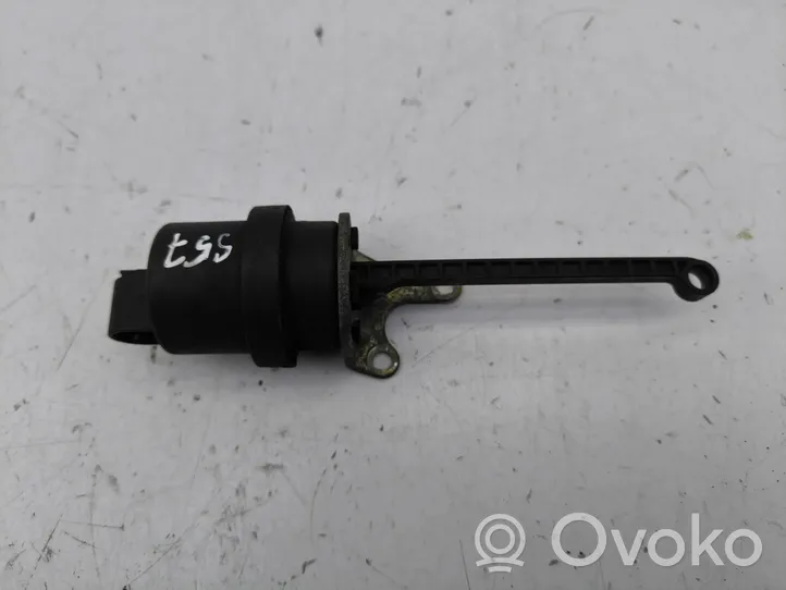 Opel Zafira C Valve vacuum 