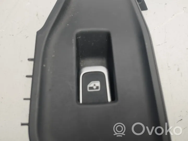 Audi Q2 - Electric window control switch 8V0959855C