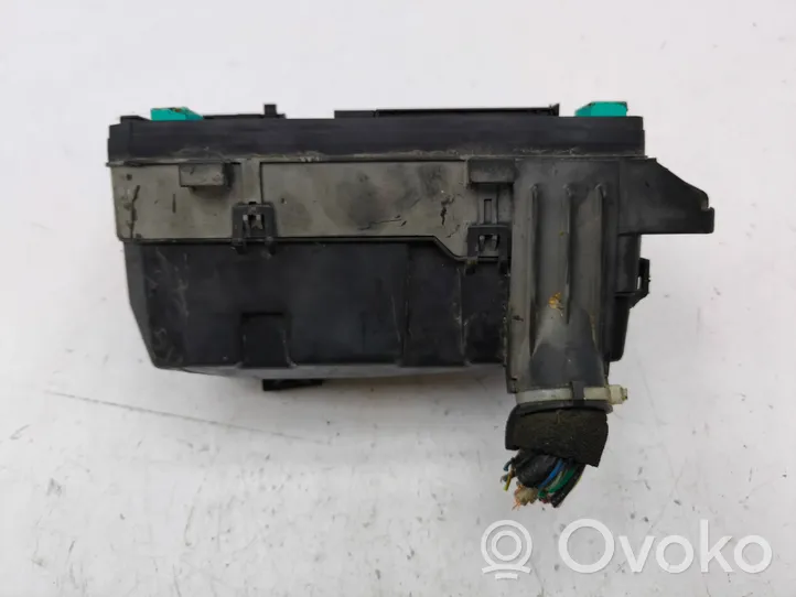 Honda Accord Sulakemoduuli 807122065