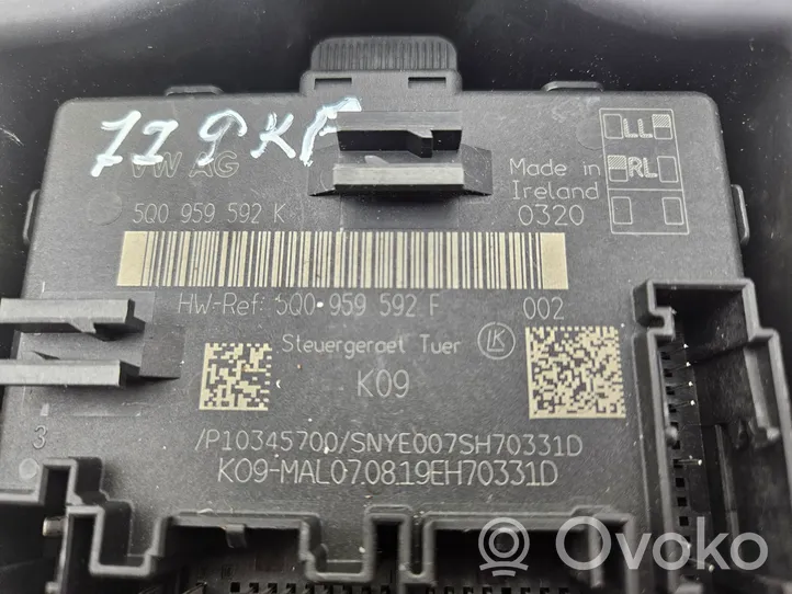 Audi Q3 F3 Door control unit/module 5Q0959592K