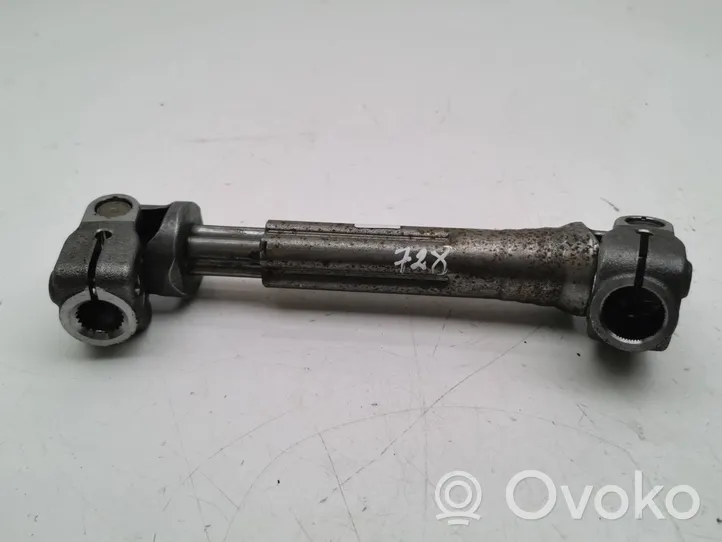 Audi A1 Giunto cardanico del piantone dello sterzo 2Q2423961B