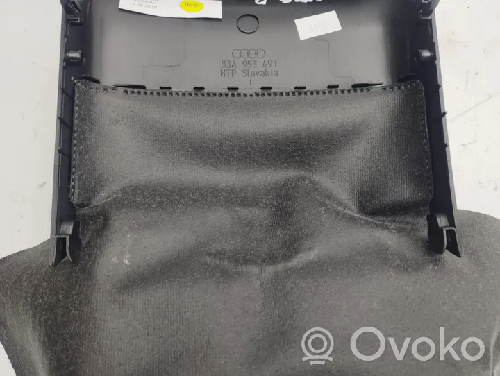 Audi Q3 F3 Vairo ašies apdaila 83A953491