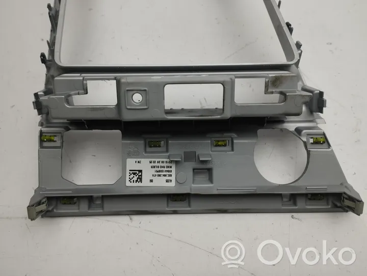 Audi Q3 F3 Kita centrinė konsolės (tunelio) detalė 83C8642604T4