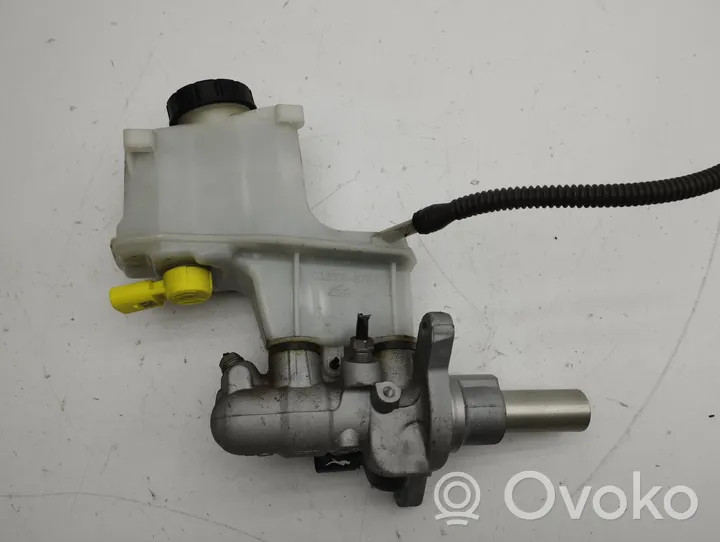 Audi Q3 F3 Główny cylinder hamulca 5Q2611301H