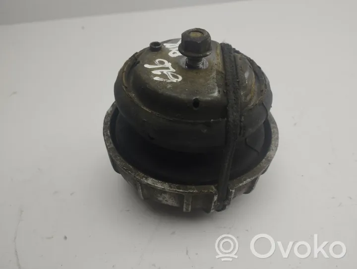 Mercedes-Benz Vito Viano W639 Soporte de montaje del motor A6392410413