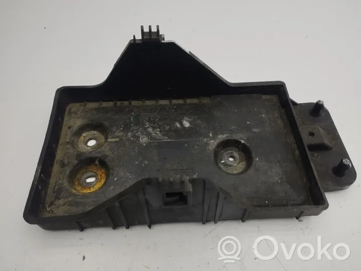 Mazda CX-5 Boîte de batterie KE7056041