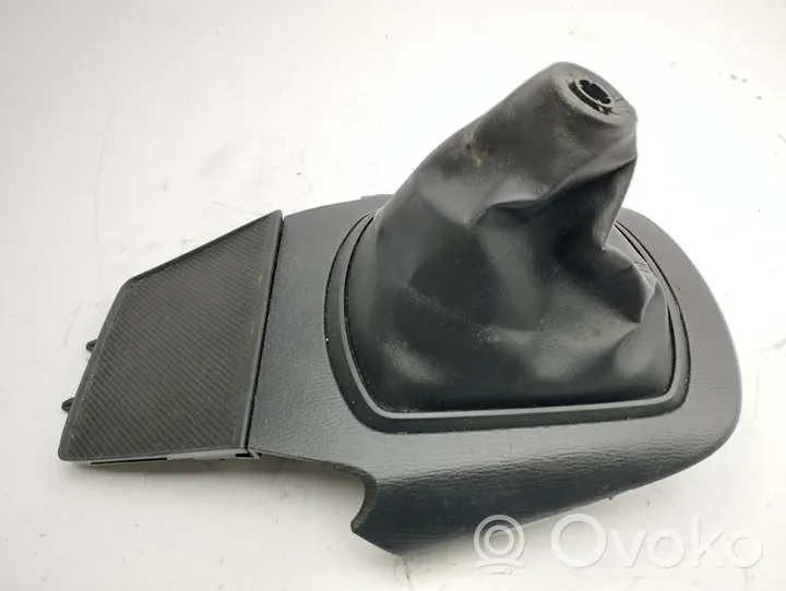 Mazda CX-5 Revêtement pommeau de levier de vitesses cuir KD4564362