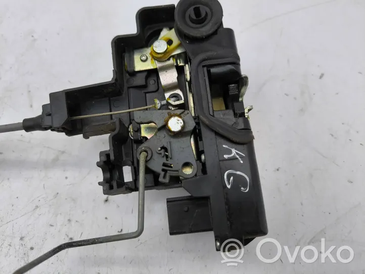 Opel Antara Rear door lock 6087