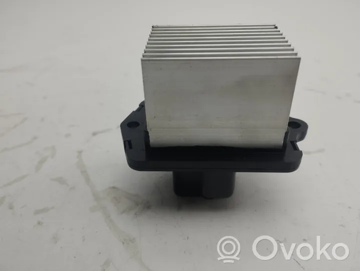 Suzuki Vitara (LY) Résistance moteur de ventilateur de chauffage M8B014