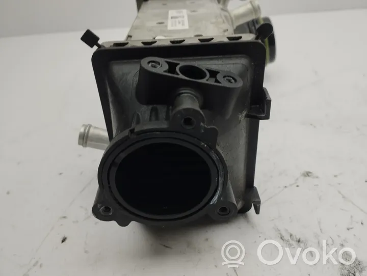 Seat Leon IV Chłodnica powietrza doładowującego / Intercooler 05C145785C