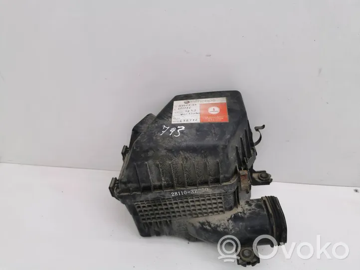 Hyundai i40 Air filter box 281103Z300