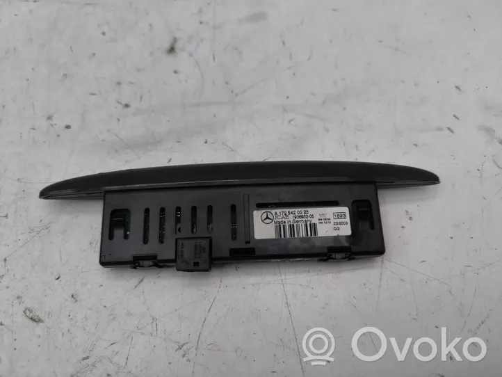 Mercedes-Benz C W204 Parking PDC sensor display screen A1725420023