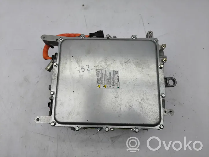 Mitsubishi Outlander Cargador de batería (opcional) 152090063